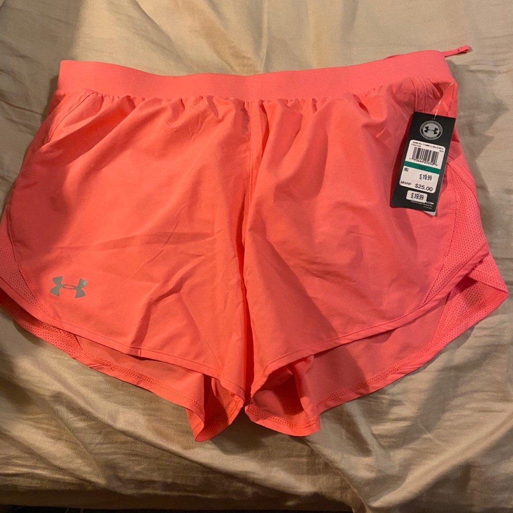 Women’s size large shorts, new with tag